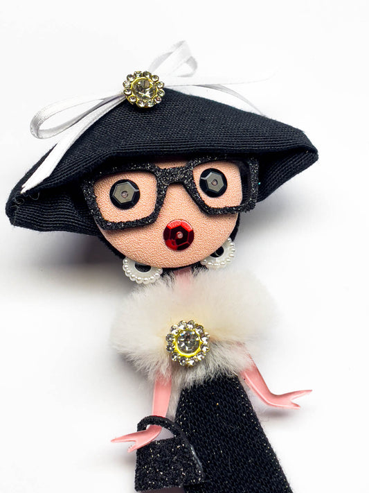 Maurina Iconica — Audrey #009